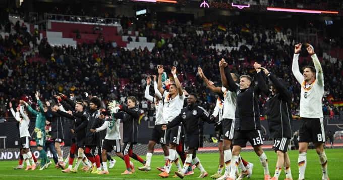 Tuyển Đức mừng chiến tích đến World Cup 2026, trên sân Red Bull, Leipzig, Đức hôm 17/11. Ảnh: Reuters