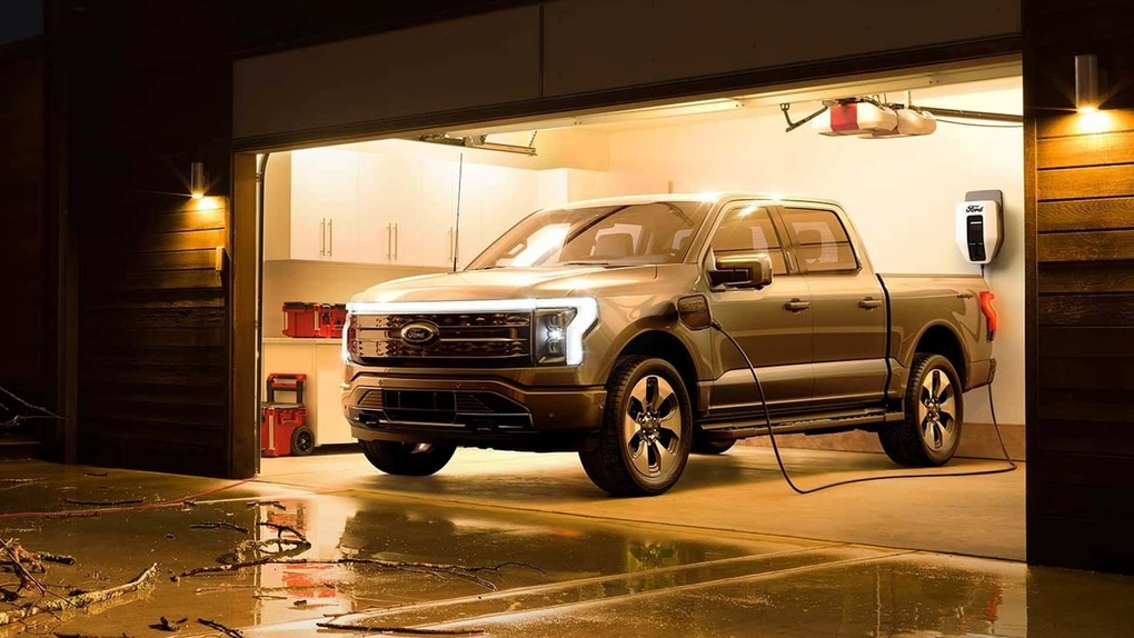 Xe bán tải điện F-150 Lightning ế ẩm, Ford cân nhắc dừng bán - 1