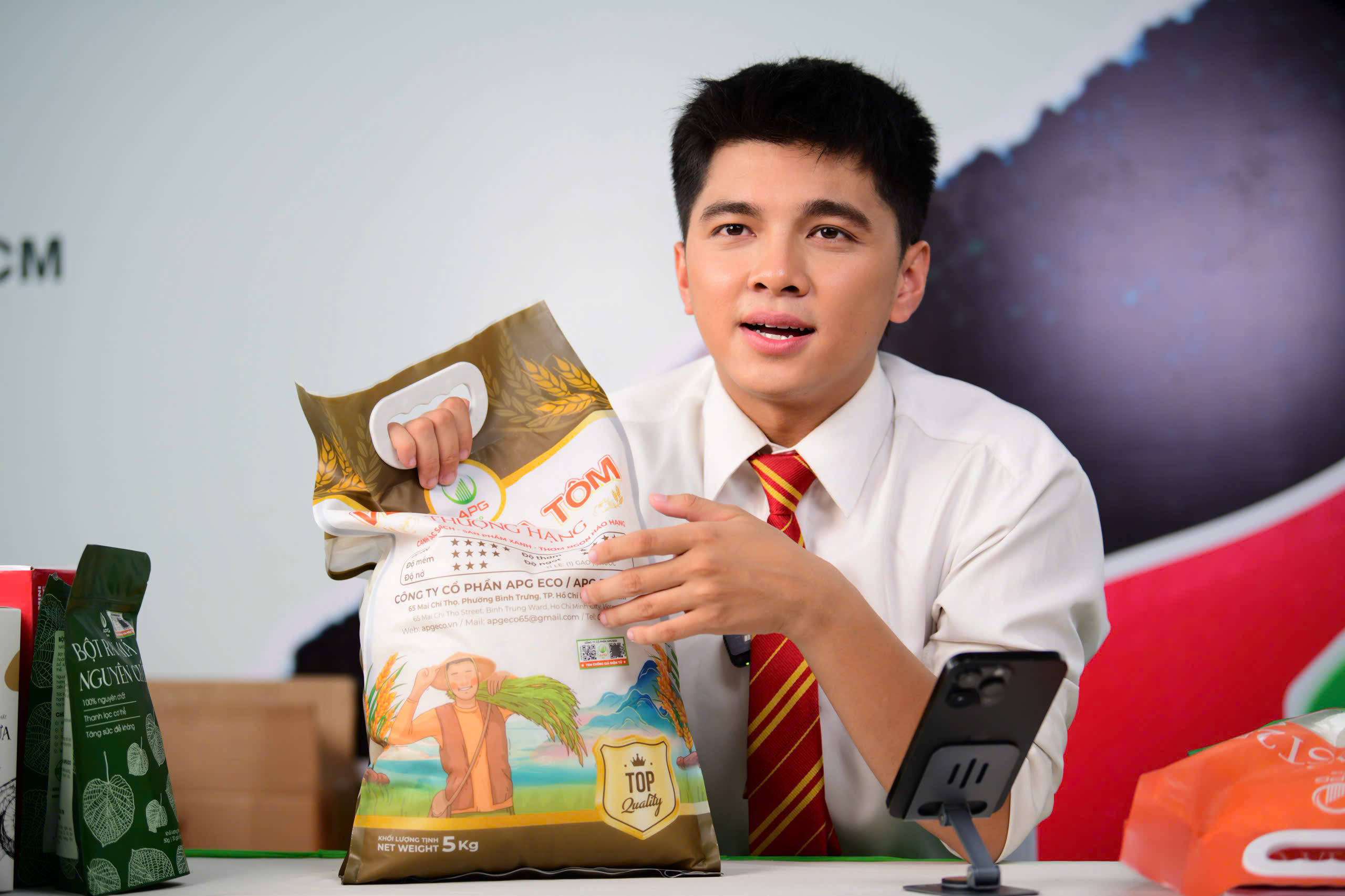 Xem livestream mua sản phẩm xanh, thân thiện môi trường- Ảnh 1.