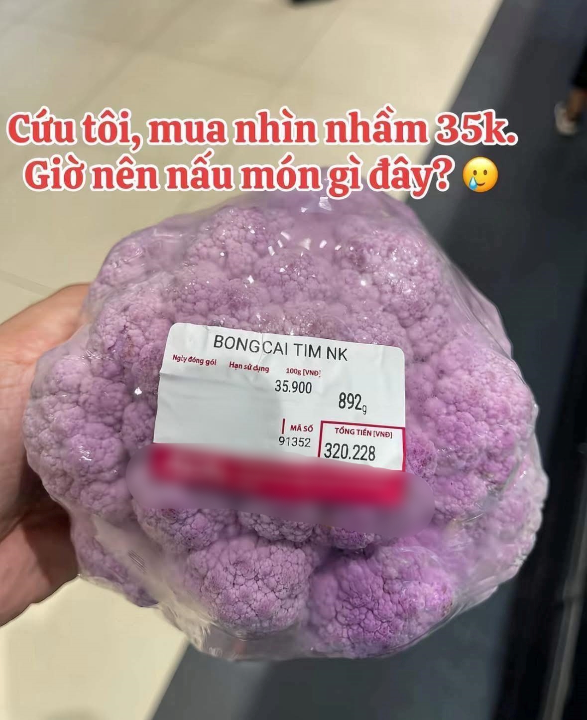 Xôn xao cây súp lơ giá 320.000 đồng ở TP.HCM- Ảnh 1.