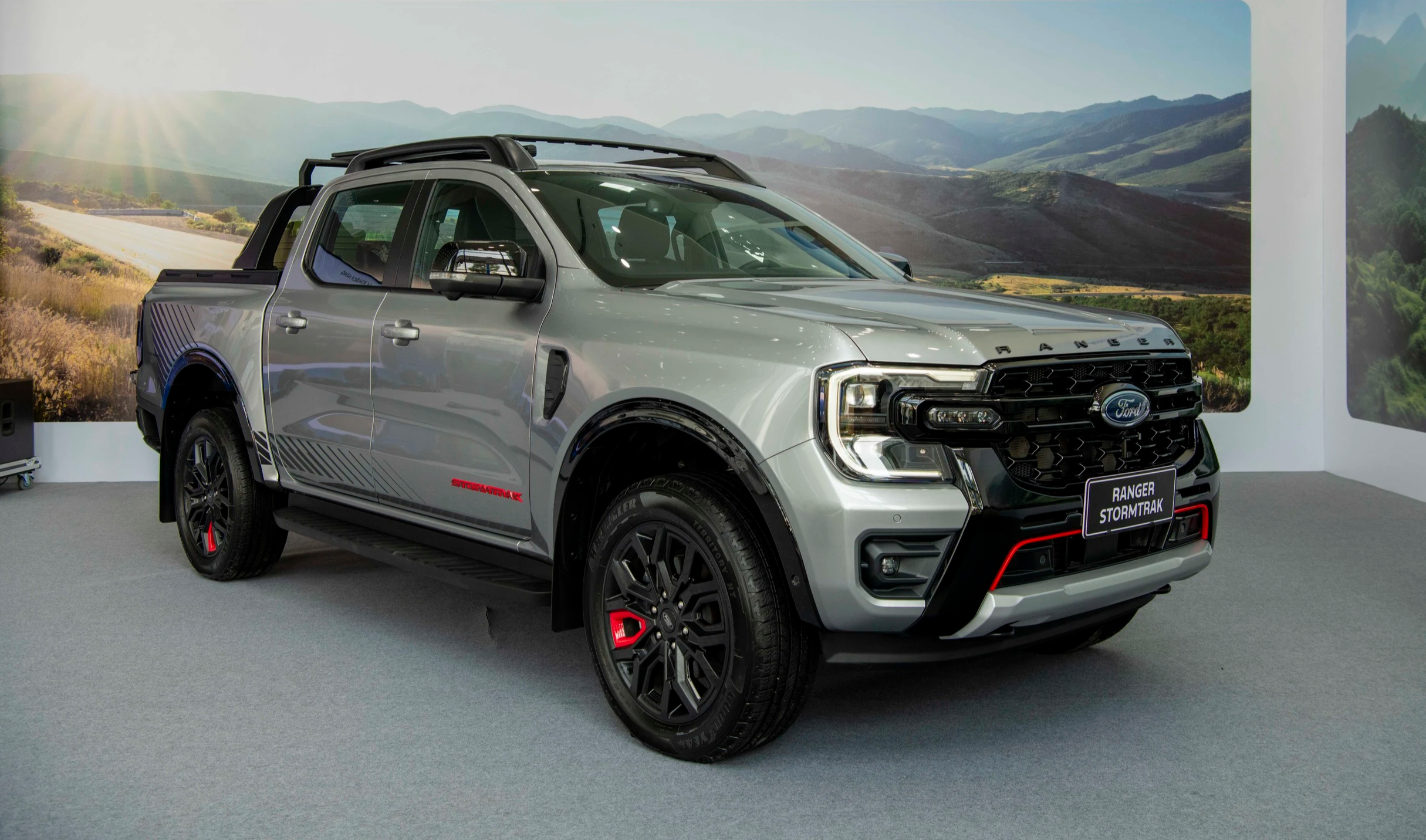 10 Ô tô bán chạy nhất Việt Nam tháng 11 . 2025 VinFast dẫn đầu cuộc đua - Ảnh 8. 10 Ô tô bán chạy nhất Việt Nam tháng 11 . 2025 VinFast dẫn đầu cuộc đua - Ảnh 8.