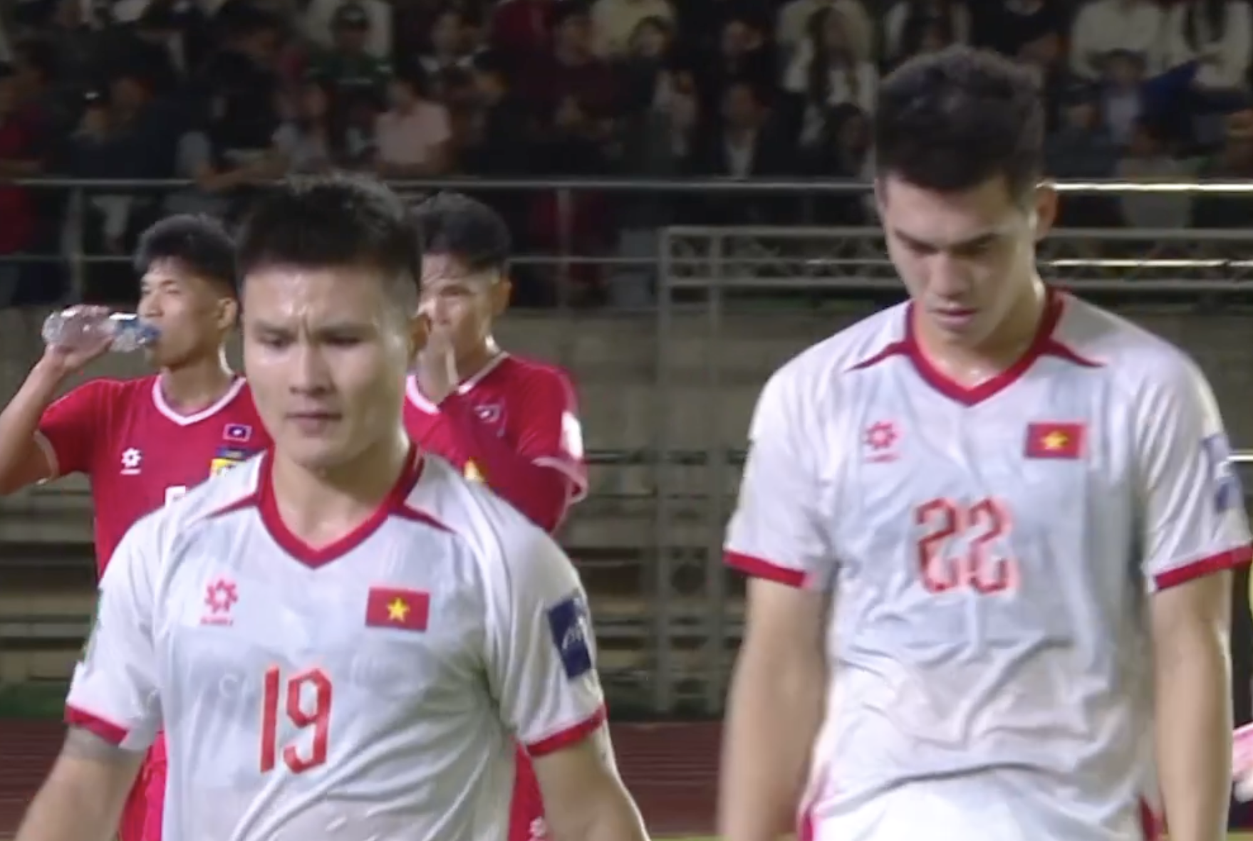 Xuân Son lập công ngày tái xuất nhưng ĐT Việt Nam chỉ thắng nhẹ Lào- Ảnh 5.