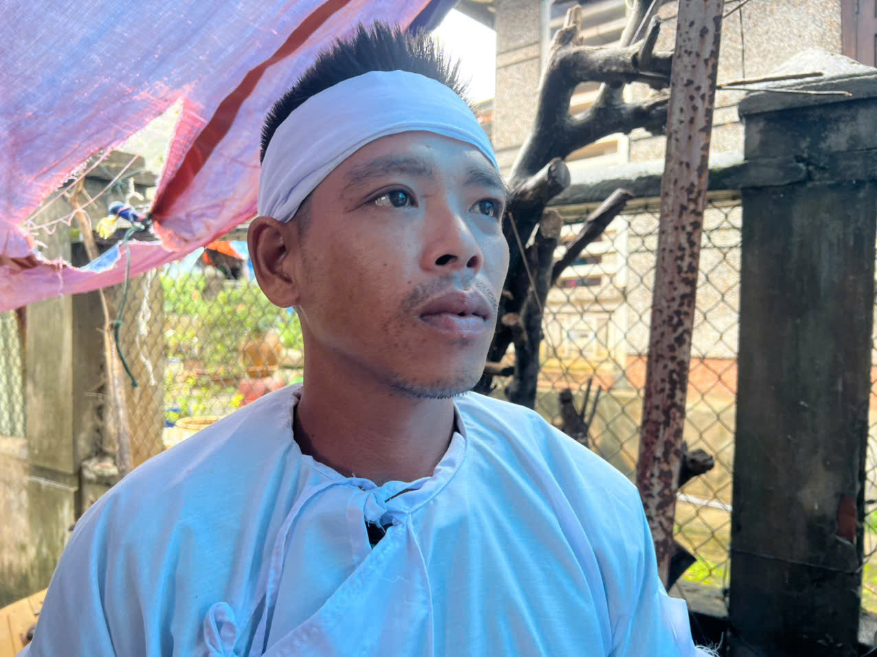 ‘Lũ rút rồi, nhưng tôi không còn mẹ’- Ảnh 1.