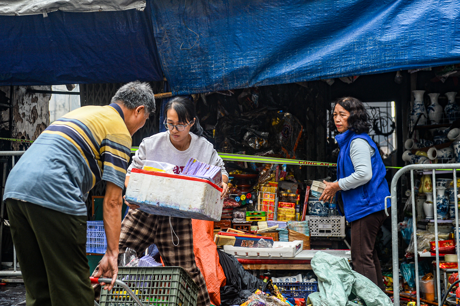 cháy chợ - Ảnh 1.