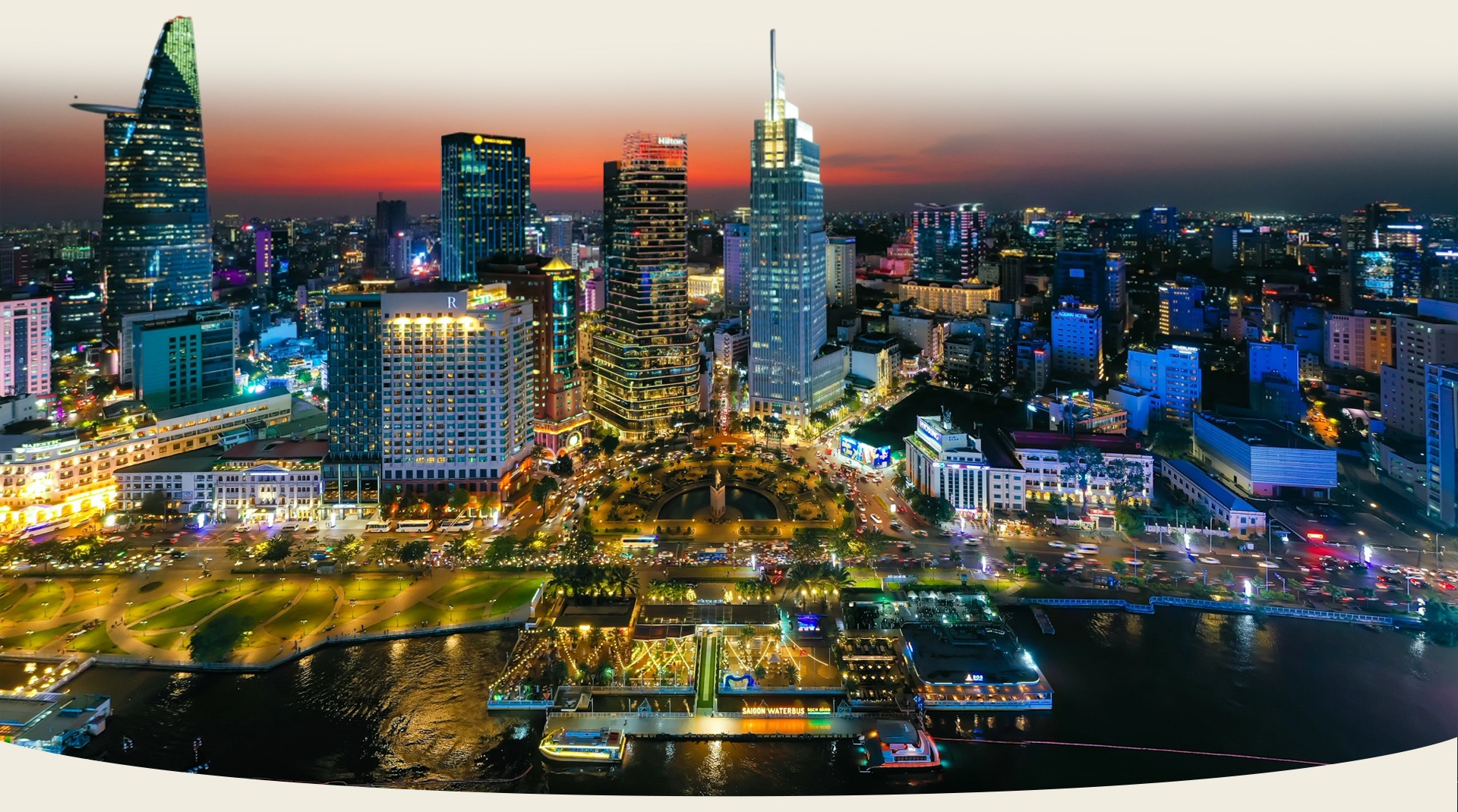 Từ nỗi buồn đến niềm vui về “phòng khách đô thị” của TPHCM - 34