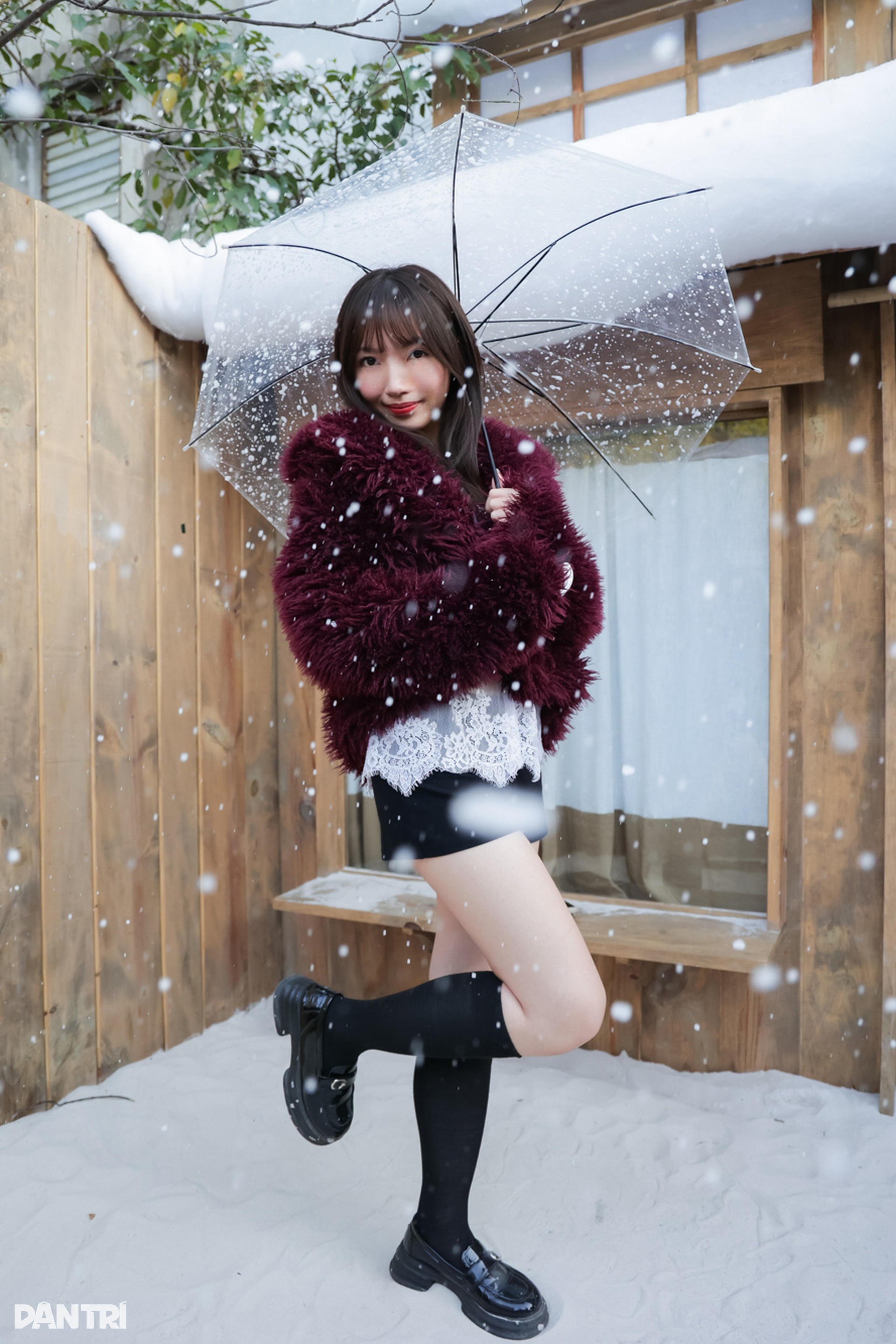 Thiếu nữ Hà Nội lên đồ xinh lung linh cho mùa Giáng sinh - 7