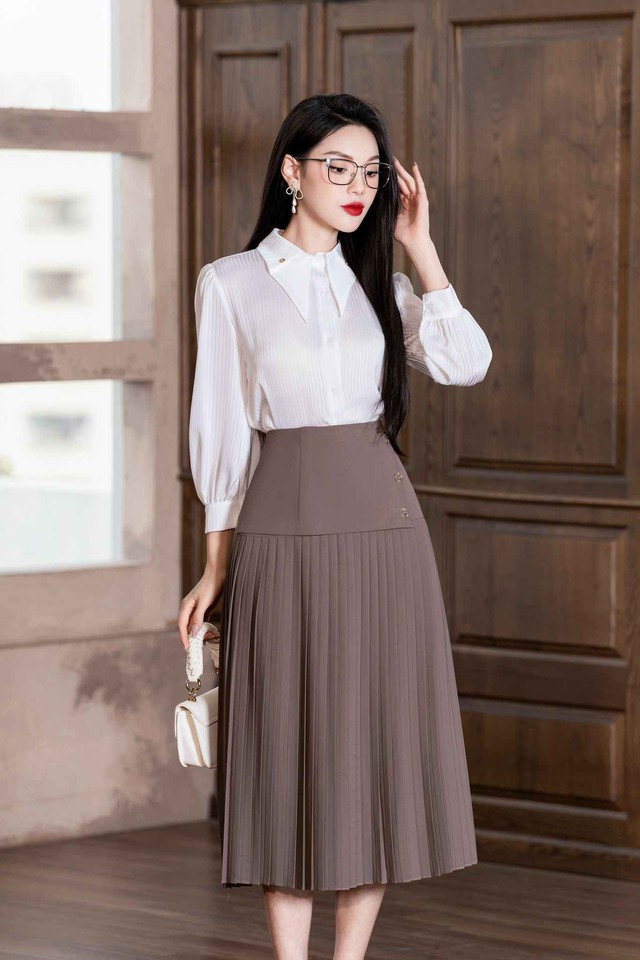 Chân váy xếp ly ăn gian vóc dáng, cho vẻ ngoài cuốn hút- Ảnh 6. Chân váy xếp ly ăn gian vóc dáng, cho vẻ ngoài cuốn hút- Ảnh 6.