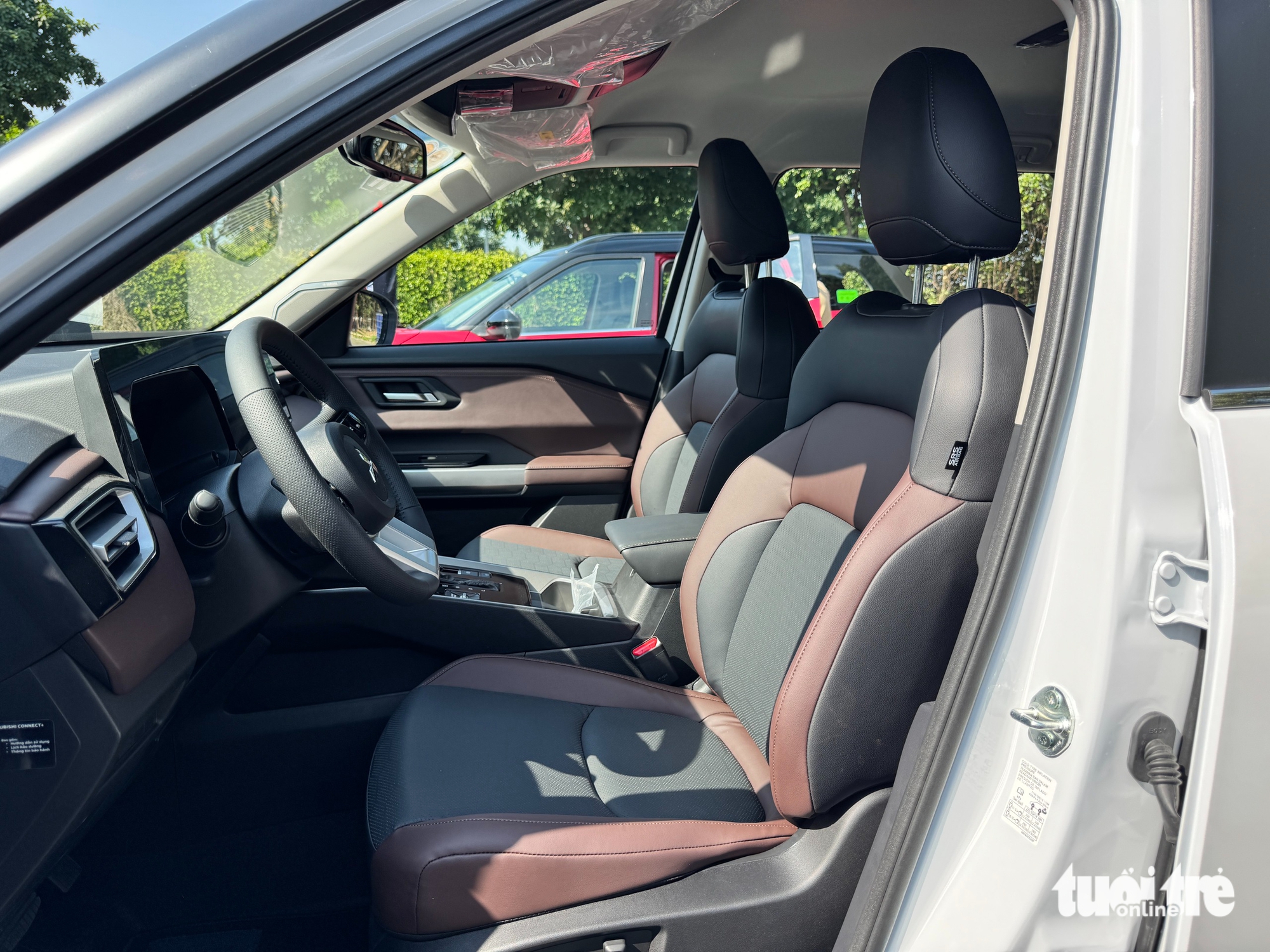 Mitsubishi Destinator ra mắt Việt Nam đã áp ngay khuyến mãi, còn từ 739 triệu, 2 bản đều có ADAS 15 Mitsubishi Destinator - Ảnh 16.