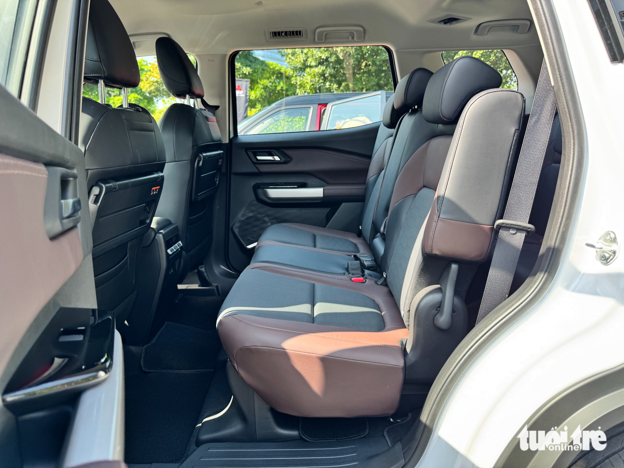 Mitsubishi Destinator ra mắt Việt Nam đã áp ngay khuyến mãi, còn từ 739 triệu, 2 bản đều có ADAS 16 Mitsubishi Destinator - Ảnh 17.