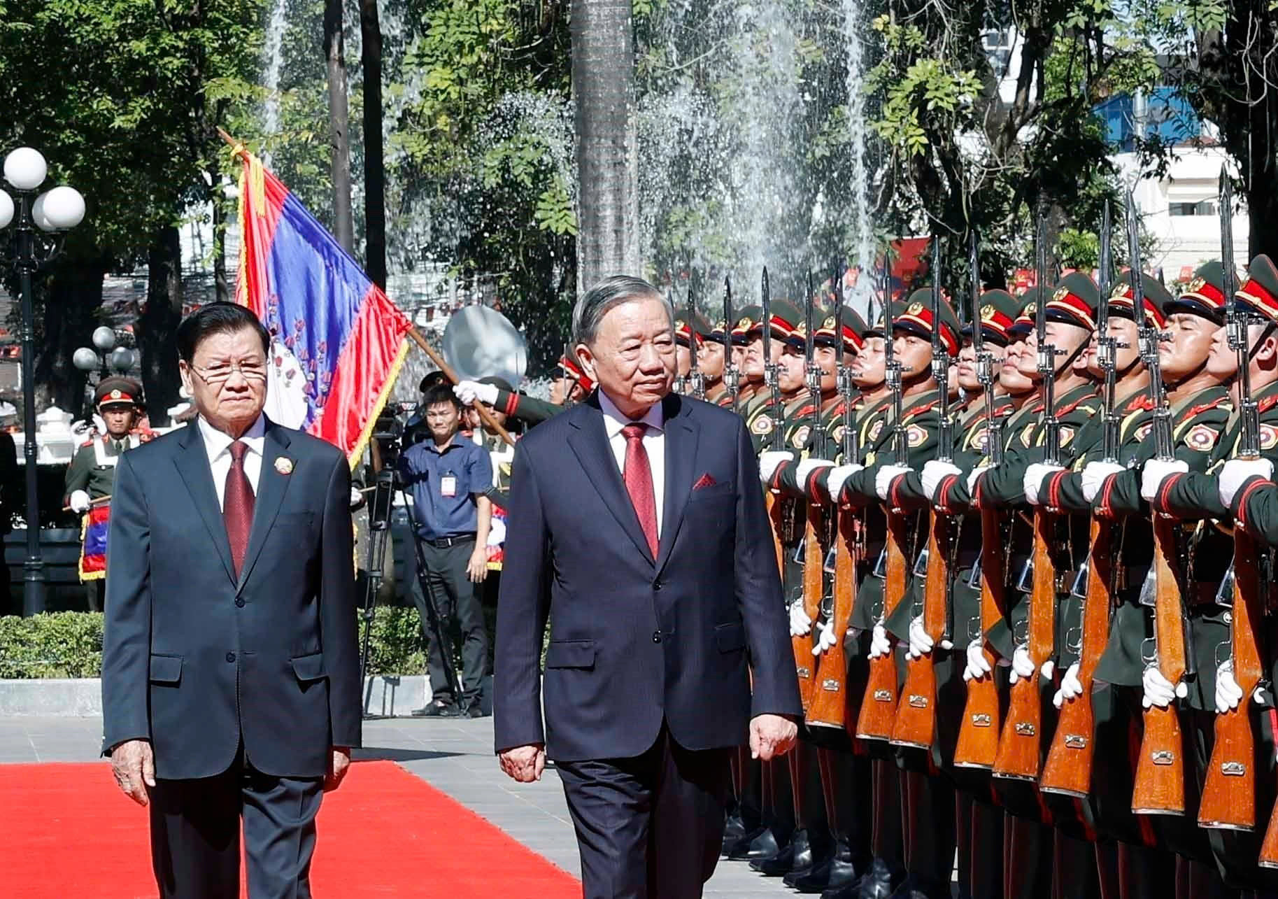 Lễ đón trọng thể Tổng Bí thư Tô Lâm và Phu nhân tại Vientiane , Lào - Ảnh 10.