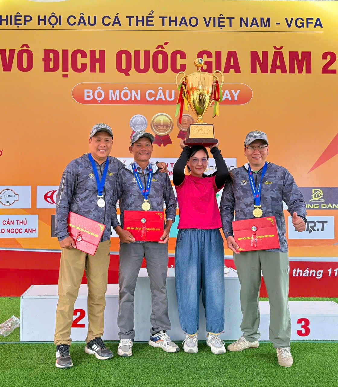 Giải câu cá quốc gia năm 2025 đã tìm ra chủ nhân của ngôi vô địch
- Ảnh 3.