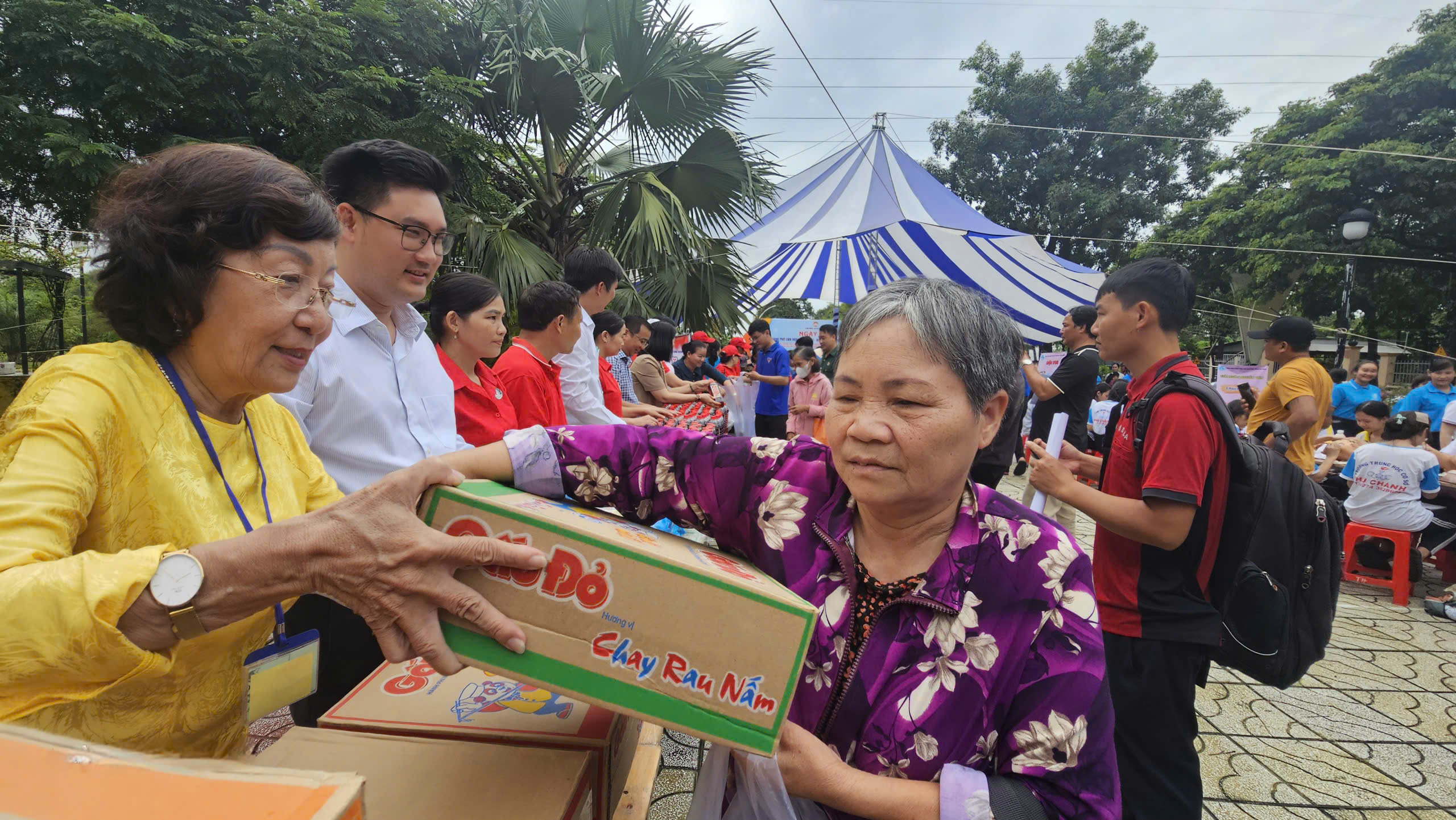 MTTQ phường Bình Dương hướng về cơ sở , thắt chặt tình đoàn kết cộng đồng - Ảnh 3.