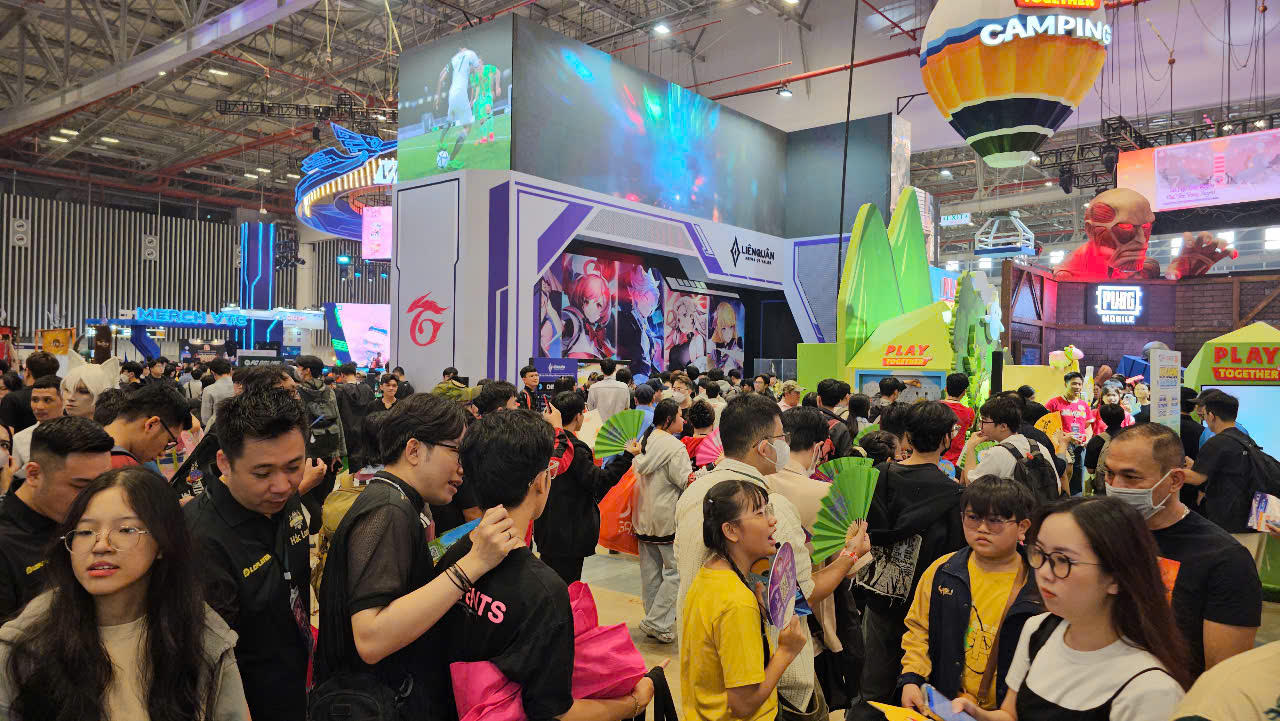Hàng ngàn game thủ tụ hội tại sự kiện game lớn nhất Việt Nam năm 2025 7 Hàng ngàn game thủ tụ hội tại sự kiện game lớn nhất Việt Nam năm 2025 - Ảnh 7.