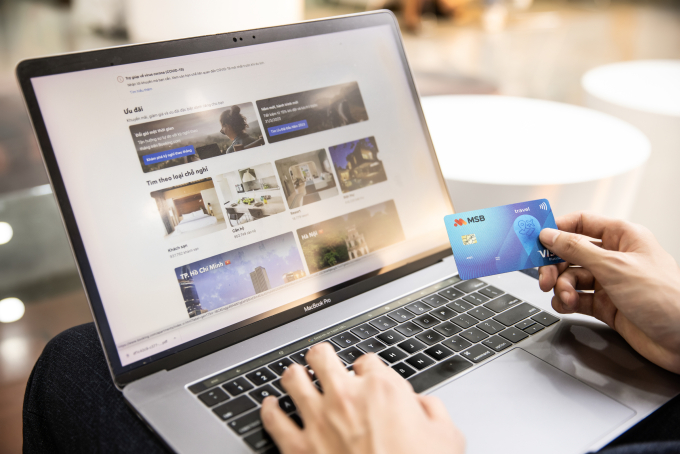 Giải pháp phát hành thẻ tín dụng siêu tốc trực tuyến mang đến trải nghiệm cá nhân hóa cho khách hàng. Ảnh: MSB