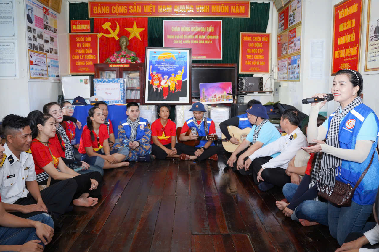 Nghĩa tình TP HCM, vì biển đảo thân yêu- Ảnh 6. Nghĩa tình TP HCM, vì biển đảo thân yêu- Ảnh 6.