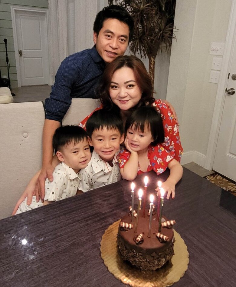 Xuân Mai giờ đã là một bà mẹ đông con.