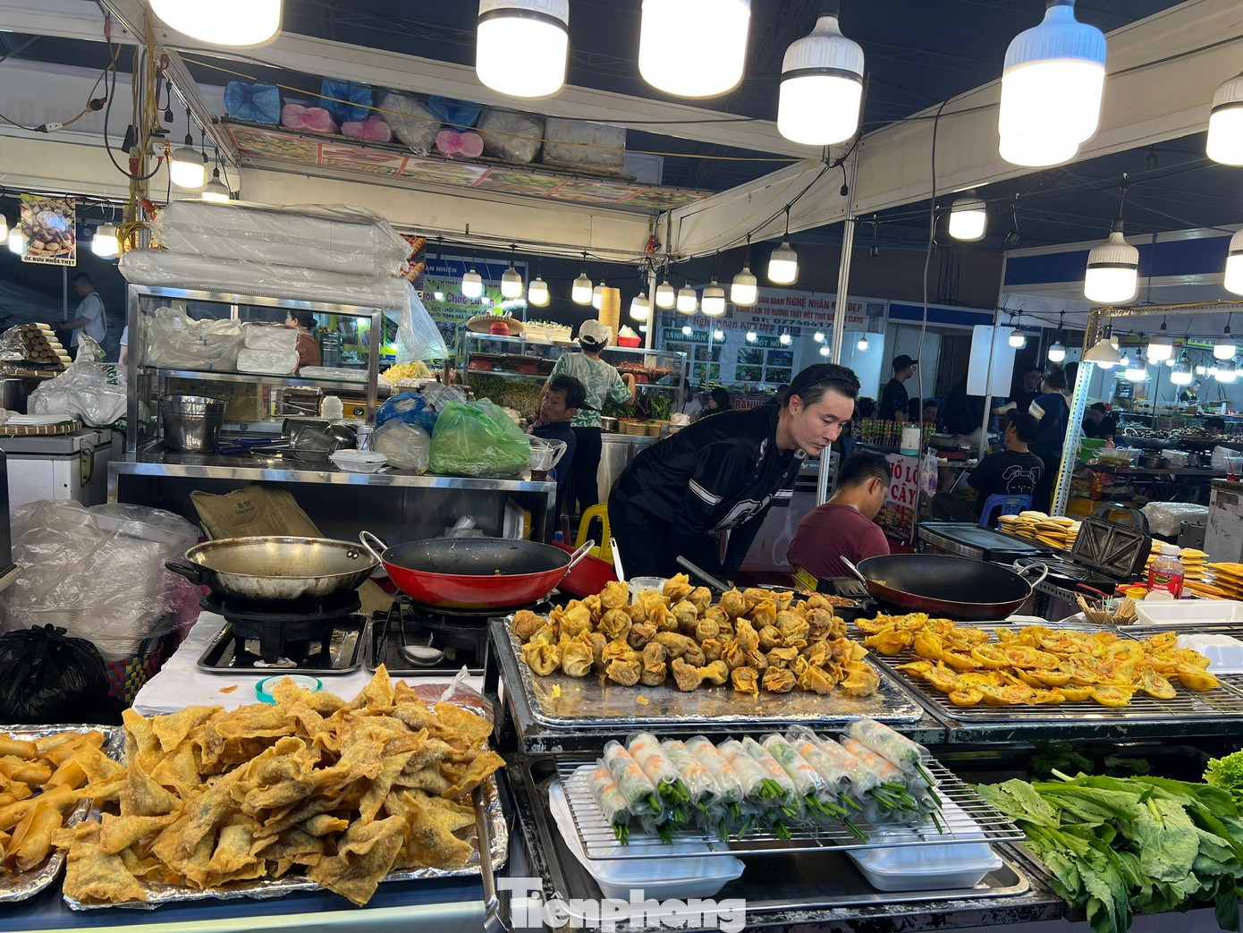 Rau trái về TPHCM tăng dần, nhiều loại chỉ 10.000 đồng/kg- Ảnh 7.