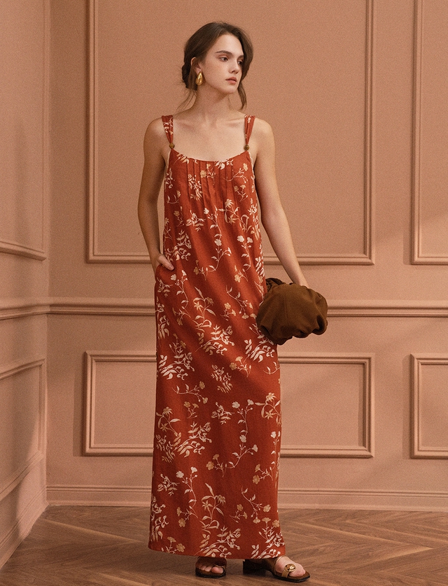 Váy suông họa tiết, đơn sắc từ nhung, voan được lòng quý cô hiện đại 3 Váy suông họa tiết - Ảnh 3.