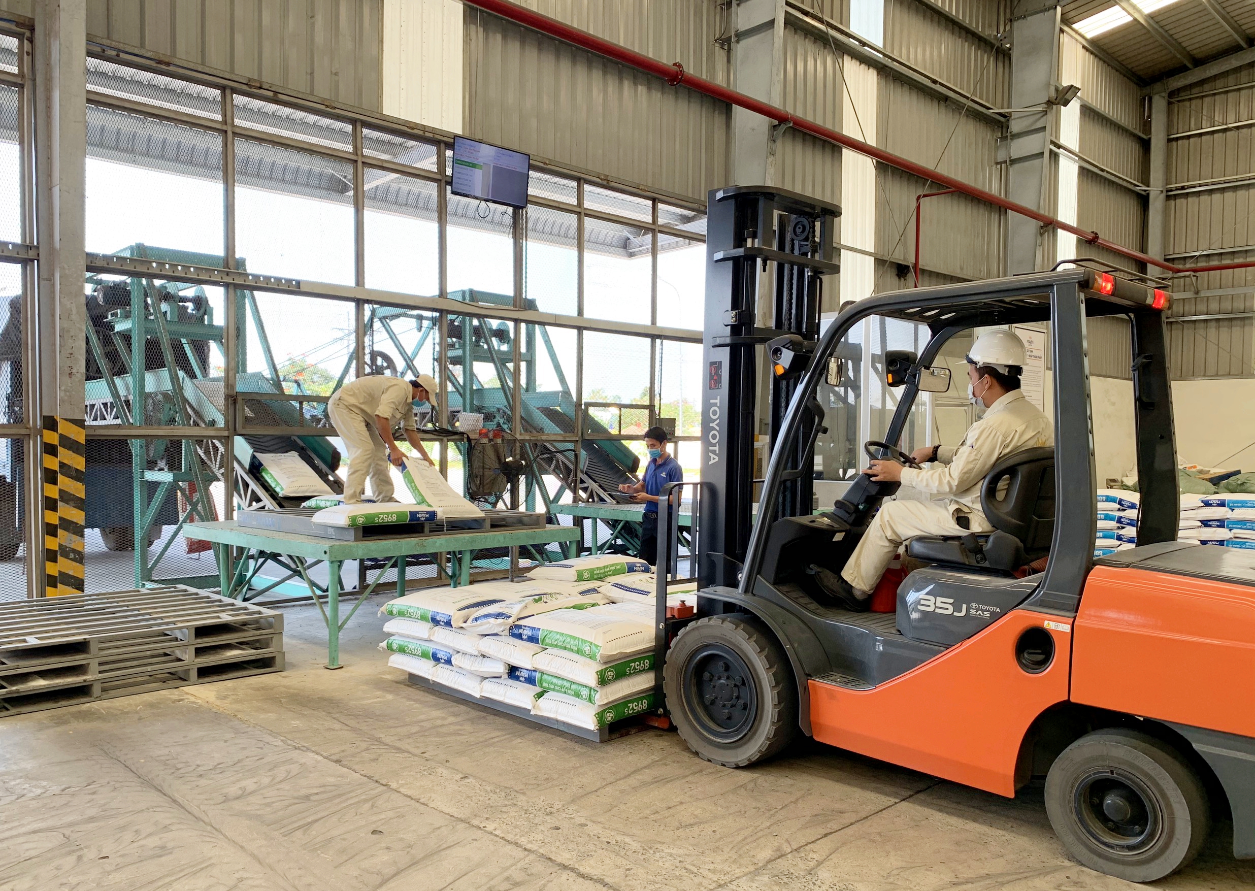 Phát triển kinh tế Đồng Tháp bứt phá với mô hình nông nghiệp sinh thái và công nghiệp hiện đại - Ảnh 7.