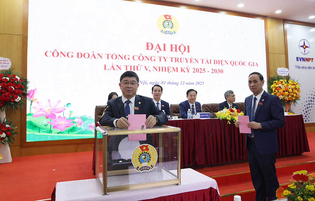 Đại hội Công đoàn EVNNPT lần thứ V nhiệm kỳ 2025 3 Đại hội Công đoàn EVNNPT lần thứ V nhiệm kỳ 2025 - 2030 thành công tốt đẹp - Ảnh 3.