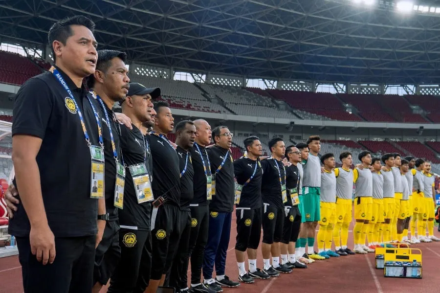 u-22-viet-nam-va-doi-thu-lon-malaysia-nan-gan-nhau (3).jpg