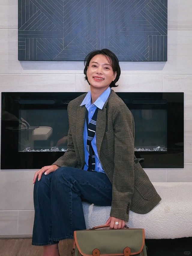 Phụ nữ trung niên và hành trình giữ gìn khí chất tuổi trẻ không cần giả vờ - Ảnh 2.