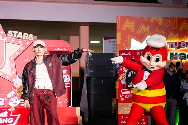 The Jolly Stars của Jollibee khép lại sau 1 năm thực hiện tại 376 trường đại học và cao đẳng- Ảnh 4. The Jolly Stars của Jollibee khép lại sau 1 năm thực hiện tại 376 trường đại học và cao đẳng- Ảnh 4.