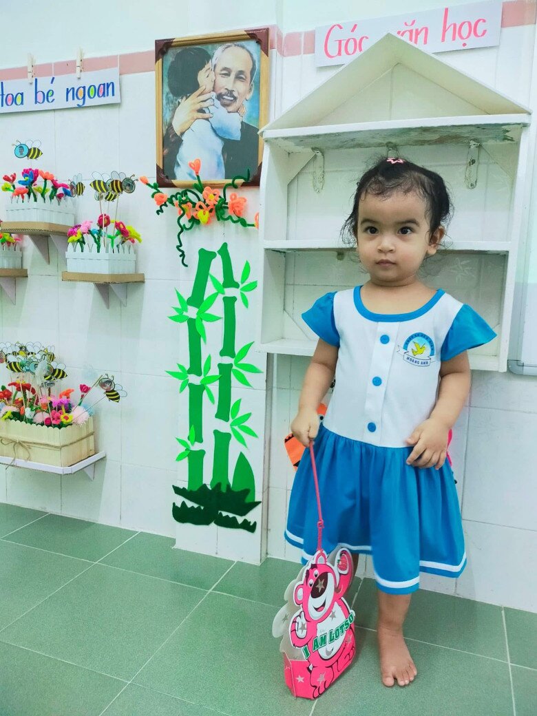 Con gái Võ Hạ Trâm 3 tuổi đã hát hay hơn mẹ, giọng cao "chót vót" khiến nữ ca sĩ cũng chịu thua 5 Con gái đầu lòng đáng yêu của Võ Hạ Trâm.