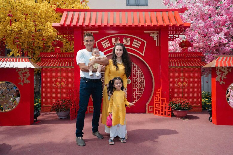 Con gái Võ Hạ Trâm 3 tuổi đã hát hay hơn mẹ, giọng cao "chót vót" khiến nữ ca sĩ cũng chịu thua 9 Võ Hạ Trâm nuôi dạy các con theo phương pháp thuần chay.