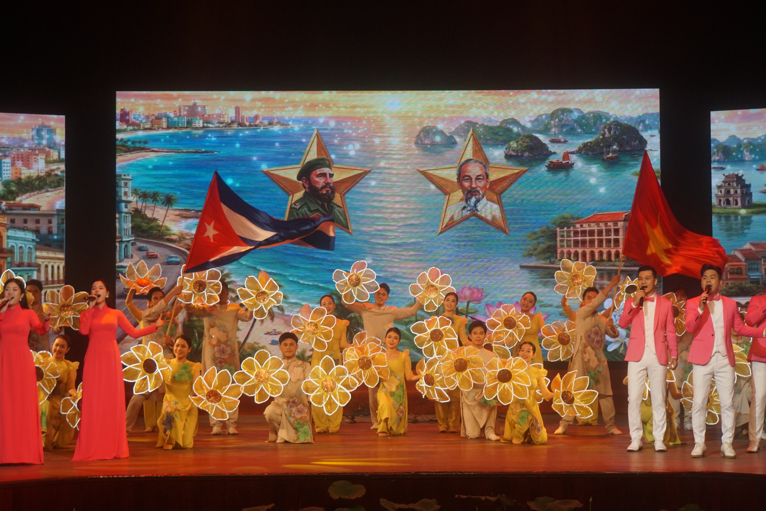 - Ảnh 5. - Ảnh 5.