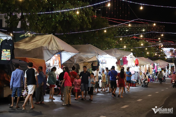 Những địa điểm tham quan nổi tiếng ở phường đông dân nhất Cần Thơ 8 Những địa điểm tham quan nổi tiếng ở phường đông dân nhất Cần Thơ - 7