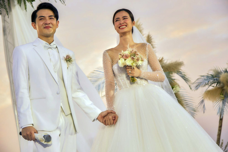 Đám cưới hạnh phúc của cặp đôi.