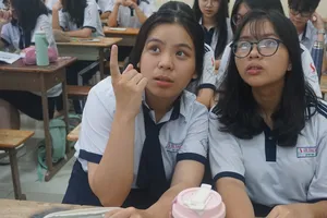 Lo ngại triều cường, lũ quét: Sở GD&ĐT TP.HCM đề nghị xem xét điều chỉnh kế hoạch ngoại khoá