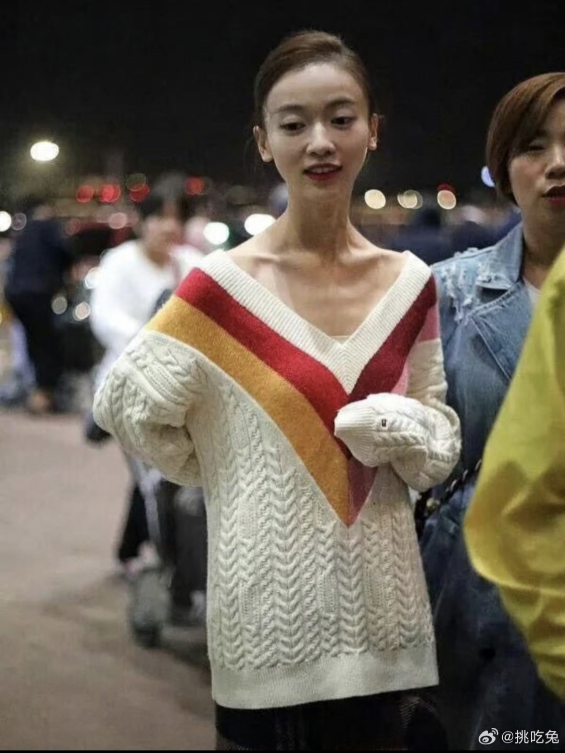 Ai đó hãy cứu lấy Ngô Cẩn Ngôn- Ảnh 6.