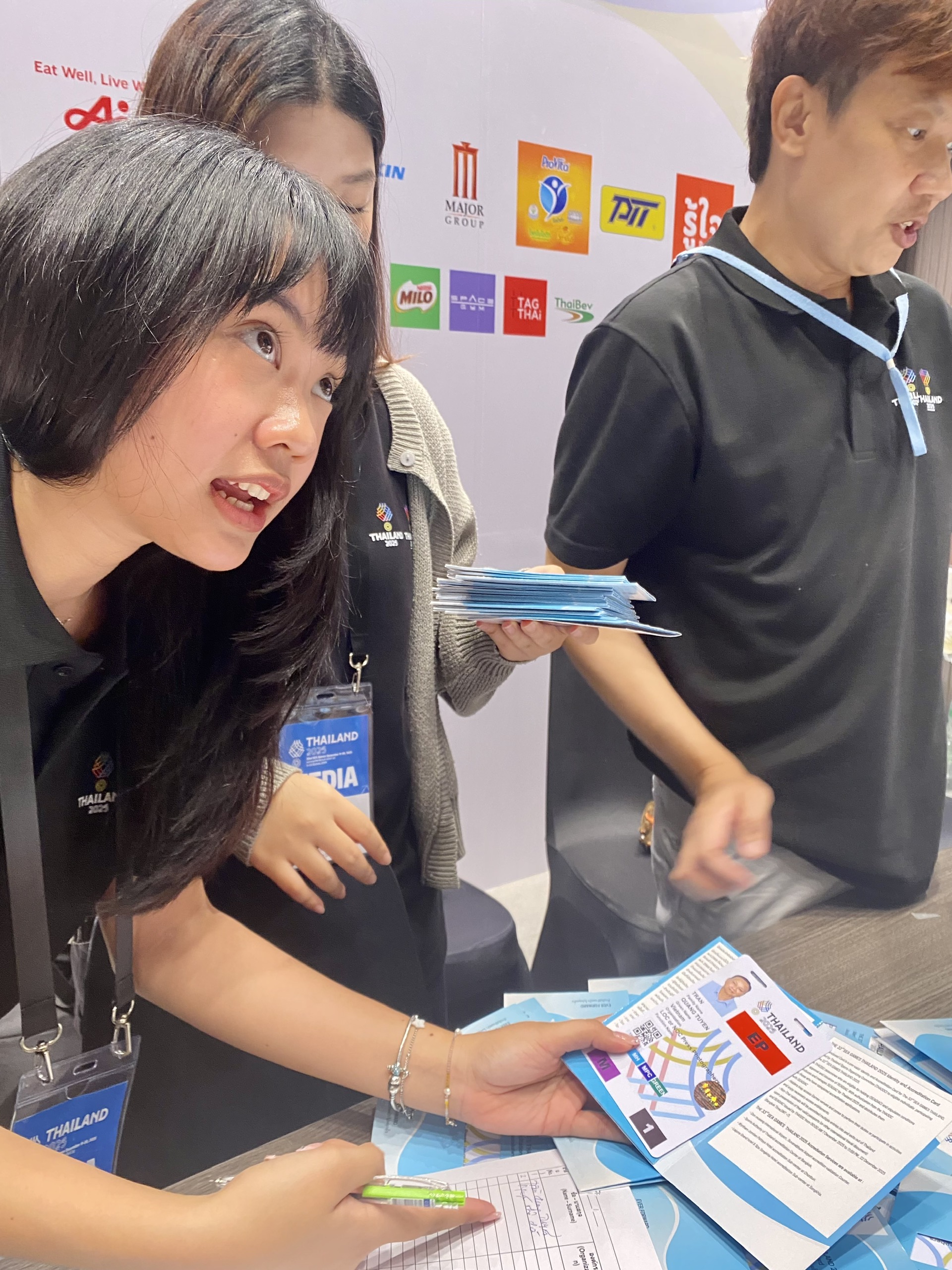 BTC SEA Games sai sót nghiêm trọng, nhầm cờ Thái Lan thành Việt Nam: Liệu có lời xin lỗi?- Ảnh 2.