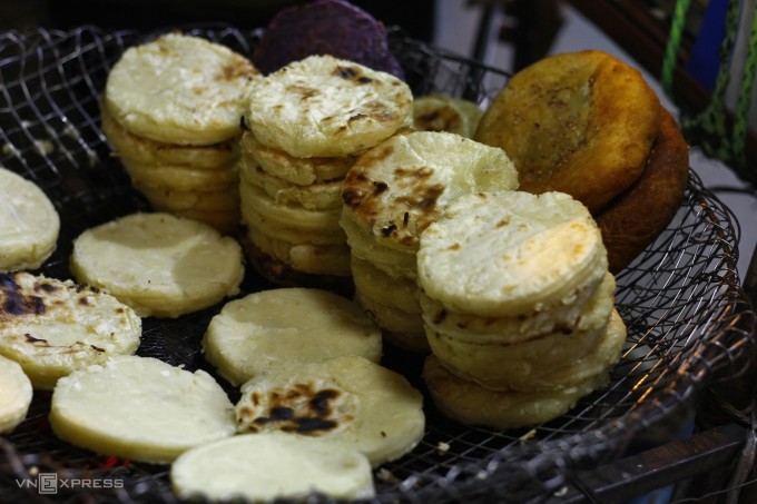 Những món ăn vặt mùa đông Hà Nội 7 Những món ăn vặt mùa đông Hà Nội - 6