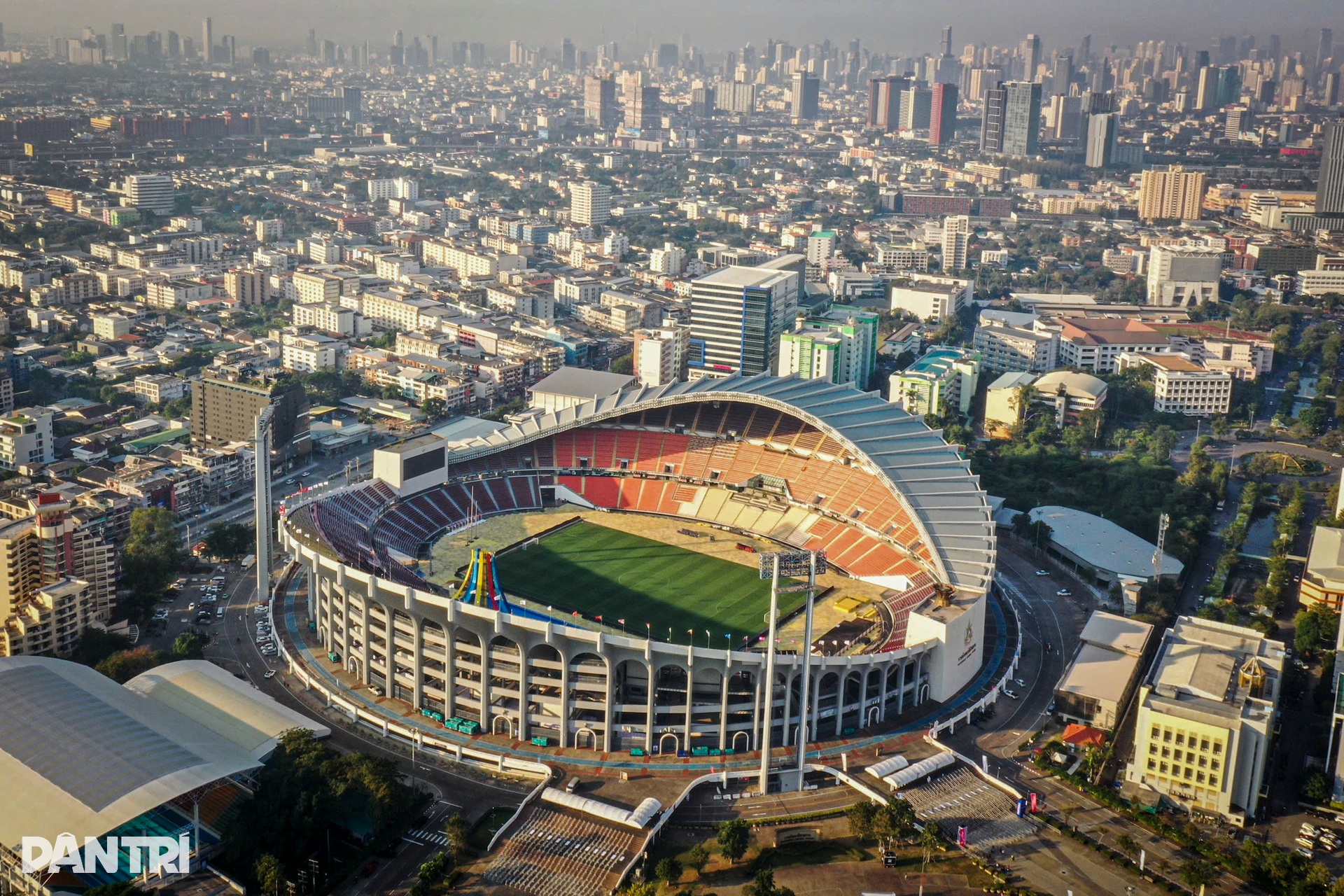 Chảo lửa Rajamangala 50.000 chỗ ngồi chuẩn bị cho khai mạc SEA Games 33 - 1