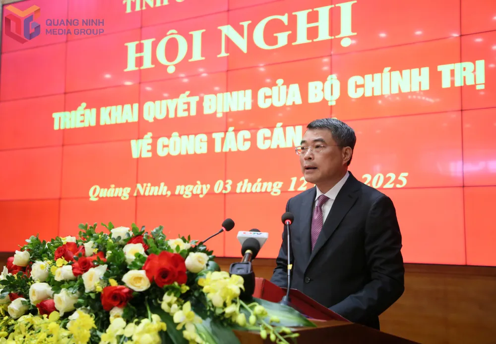 Trưởng Ban Tổ chức Trung ương Lê Minh Hưng phát biểu giao nhiệm vụ tại hội nghị. Ảnh: QMG quang-ninh-co-tan-bi-thu-tinh-uy-2.jpg