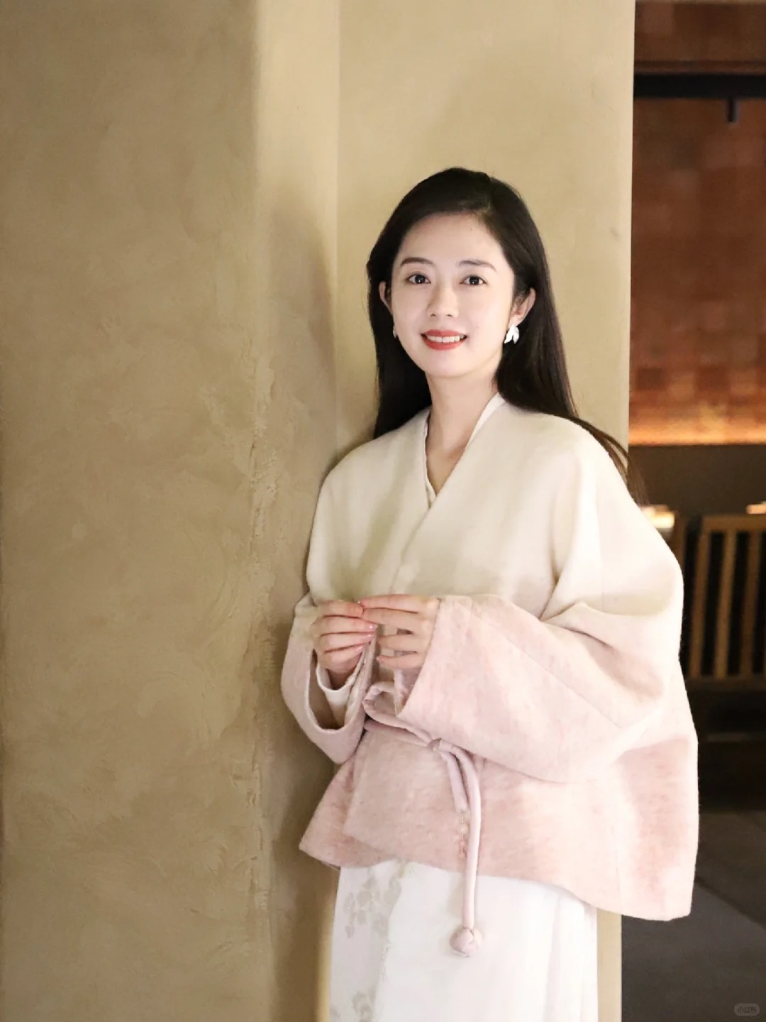 Khí chất sạch sẽ - trang sức đắt giá nhất của phụ nữ trưởng thành - Ảnh 2.