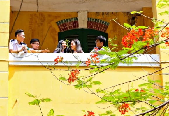 Quân y viện Coste, Trường THPT Trưng Vương