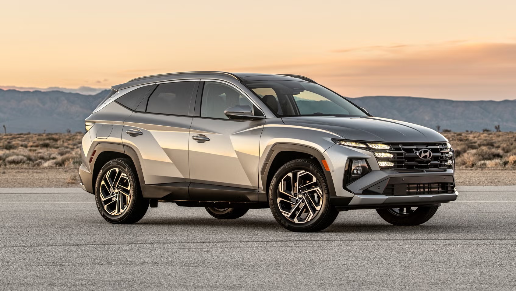 xe hybrid - Ảnh 2.