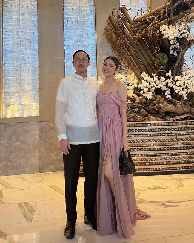 Điều lạ của Hà Tăng và anh em nhà tỷ phú trước thềm siêu hôn lễ Tiên Nguyễn