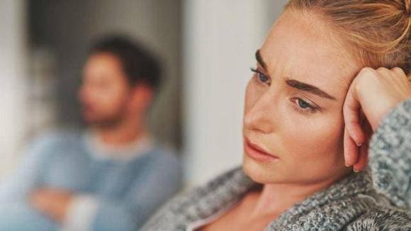 7-thoi-quen-xau-gay-lao-hoa-o-phu-nu-ngoisaovn-w640-h360 2 lão hoá