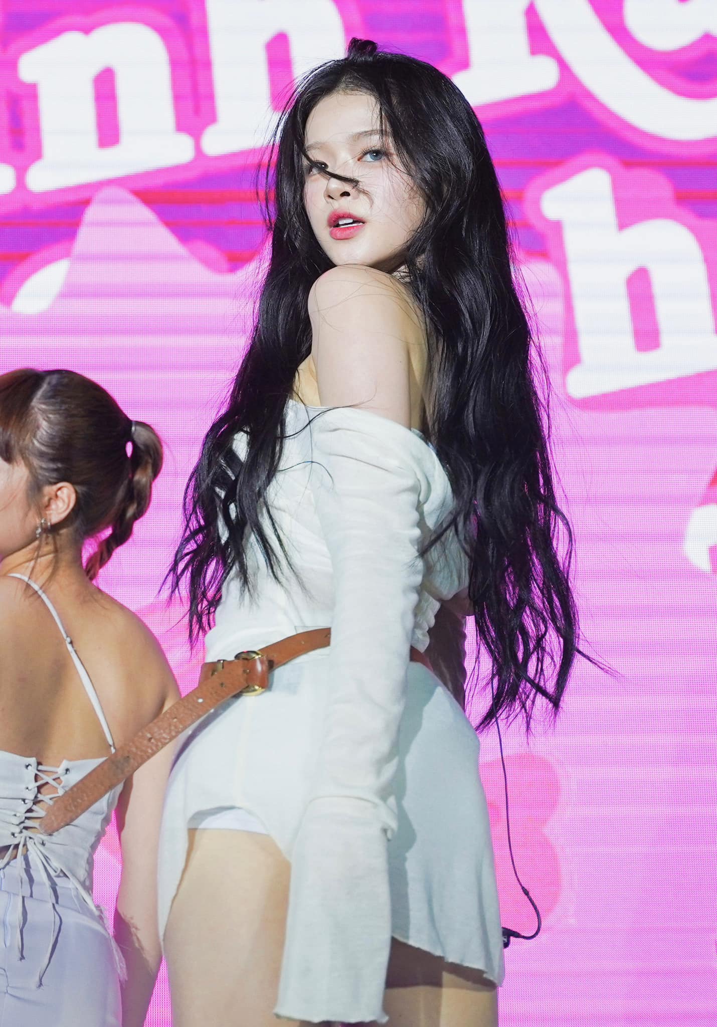 1764760503 802 Tran bo nho khi nhac den Linh Ka