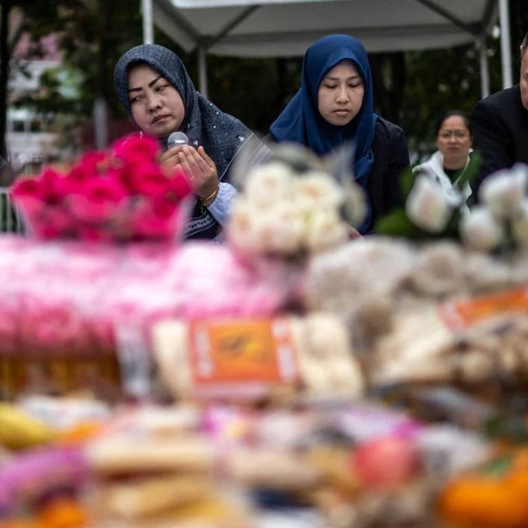 Ám ảnh cuộc gọi cuối cùng của người phụ nữ mắc kẹt trong đám cháy 8 toà chung cư- Ảnh 2. Ám ảnh cuộc gọi cuối cùng của người phụ nữ mắc kẹt trong đám cháy 8 toà chung cư- Ảnh 2.