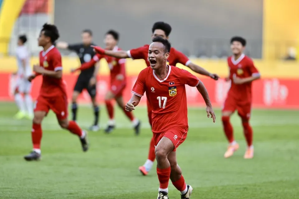 SEA- Games- 33- U-22- Viet-Nam- U-22Lao-4.jpg