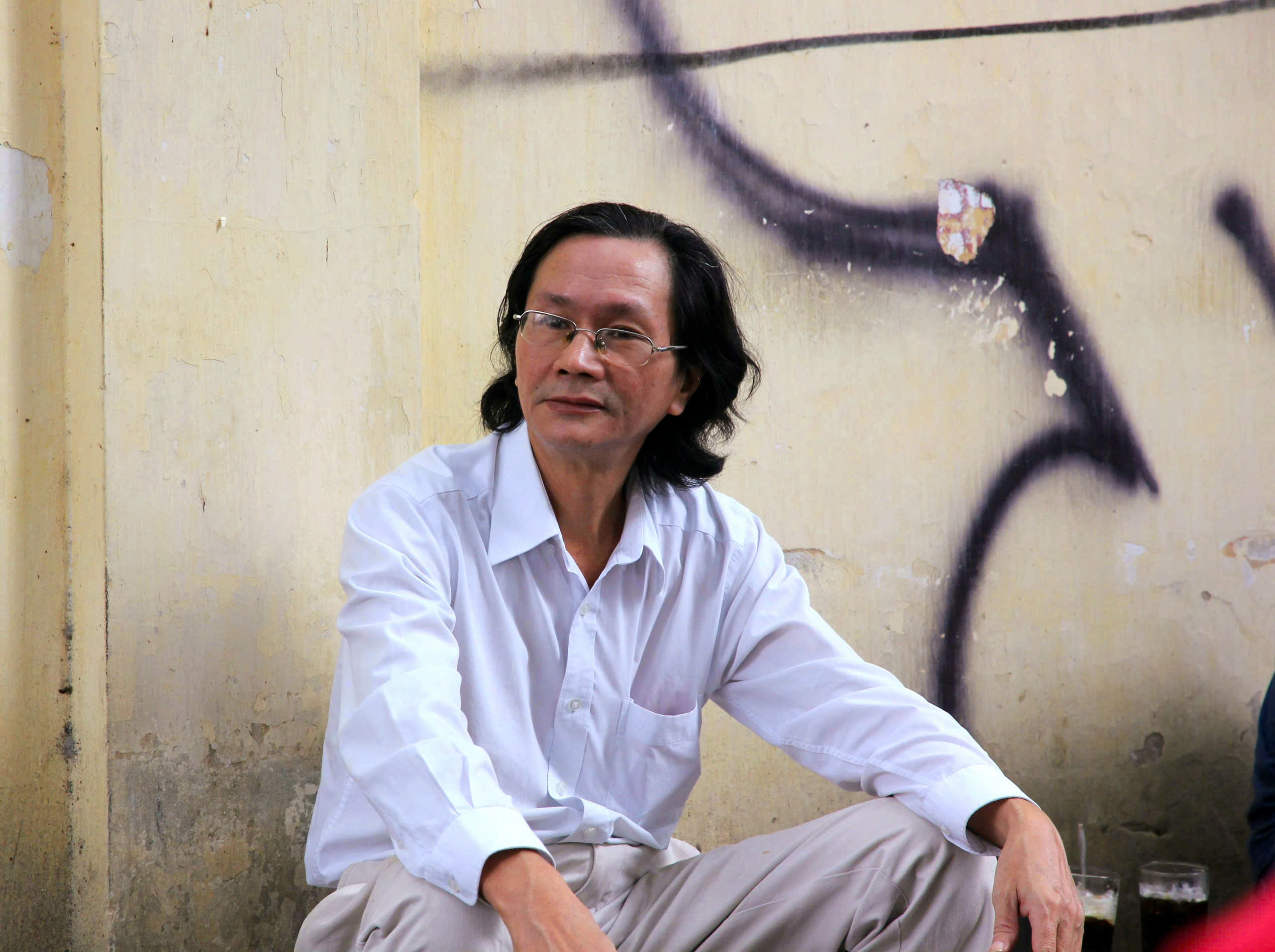 Đồng nghiệp bàng hoàng khi nghe tin nhà thơ Nguyễn Vân Thiên qua đời vì đột quỵ- Ảnh 2.