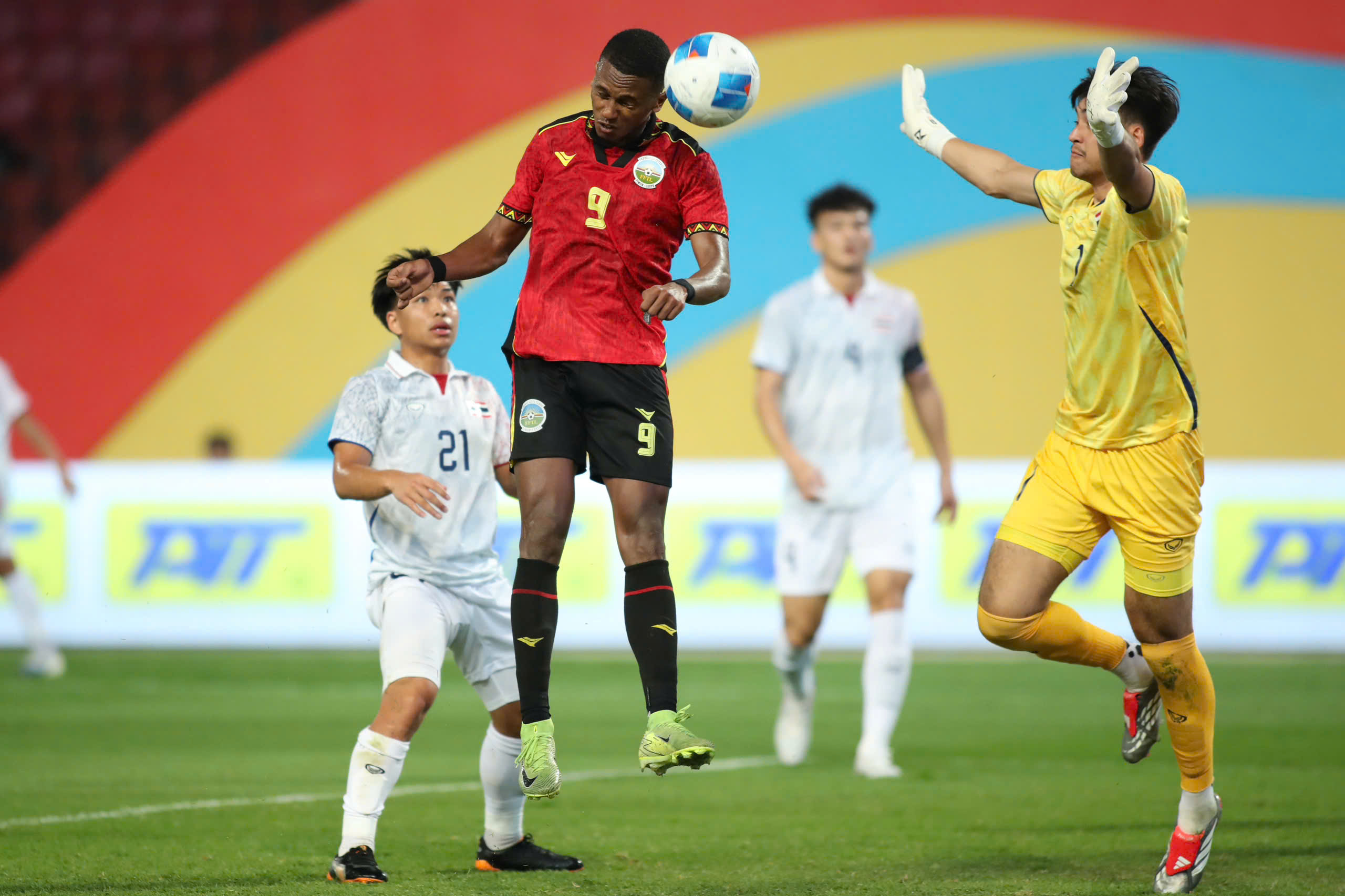 U.23 Thái Lan chơi 'cực cháy' ở hiệp 2, thắng đậm Đông Timor ngày ra quân: Đứng đầu bảng- Ảnh 3.