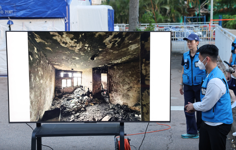 Phát hiện nhà thầu dùng lưới chống cháy giả khiến 151 người chết- Ảnh 2.