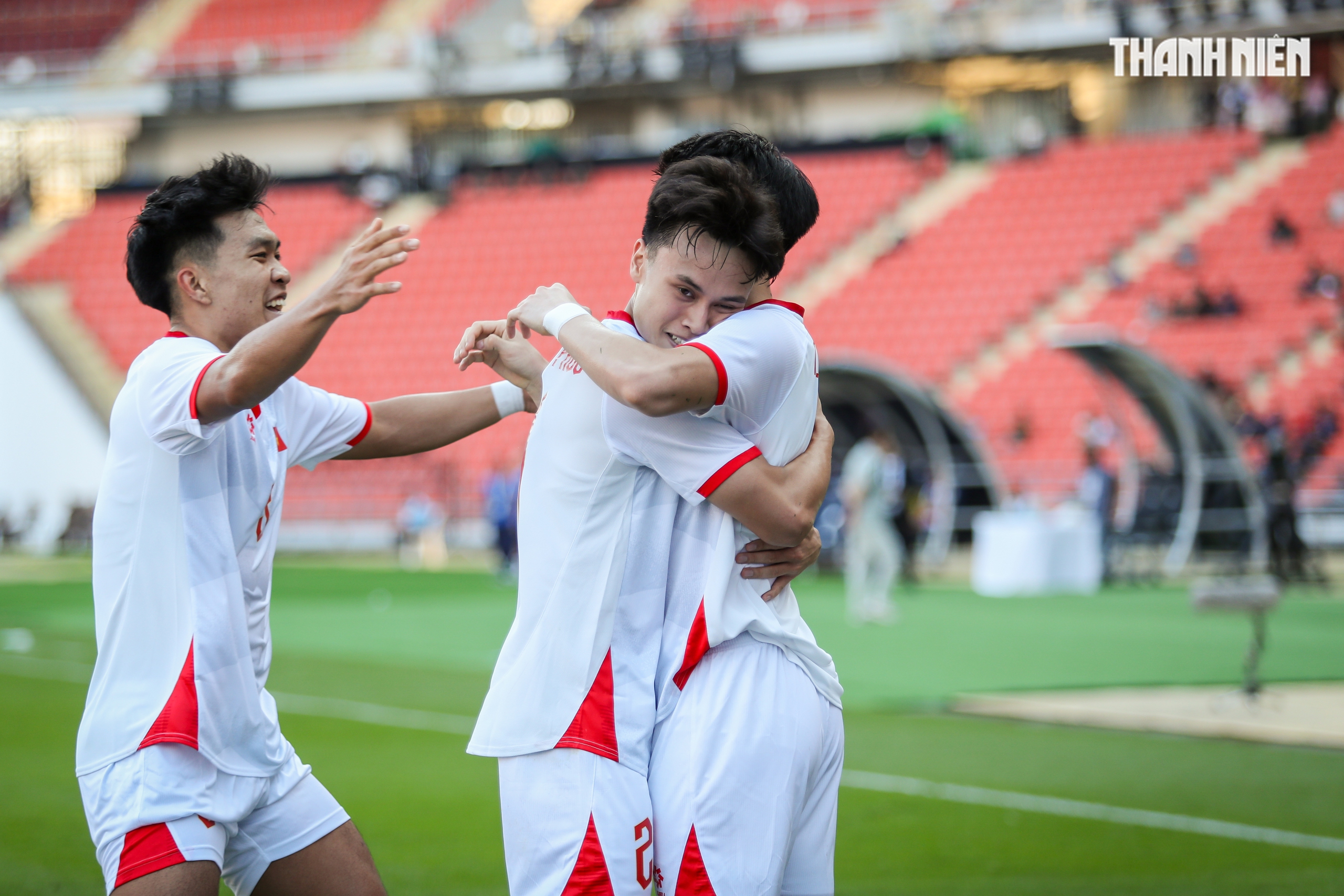 U.23 Việt Nam và những khởi nguồn giàu cảm xúc trên hành trình chinh phục HCV SEA Games 33- Ảnh 6. U.23 Việt Nam và những khởi nguồn giàu cảm xúc trên hành trình chinh phục HCV SEA Games 33- Ảnh 6.